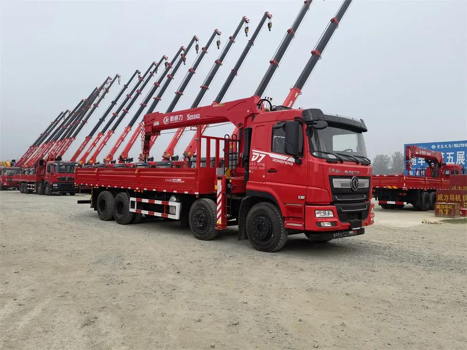 金華藍牌隨車吊，輕量化起重神器——廠家直供，助力高效作業(yè)